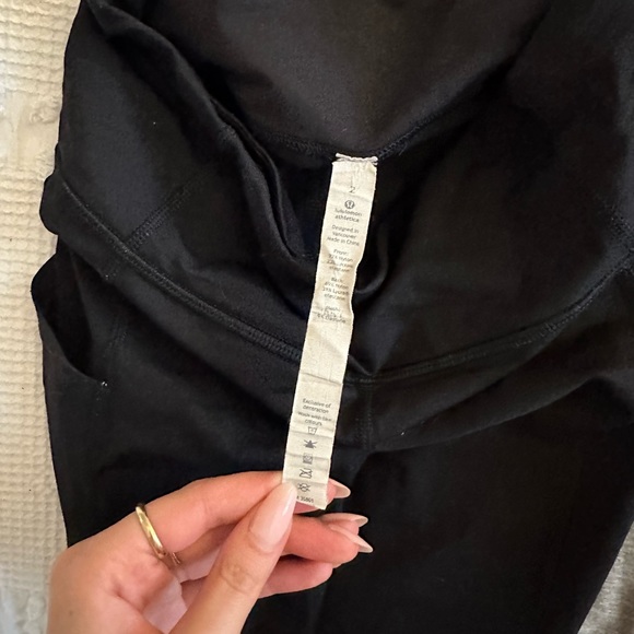 Older Lululemon leggings. Cropped - Picture 3 of 3